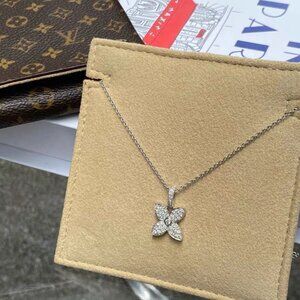 (sold) Louis Vuitton Diamond Necklace